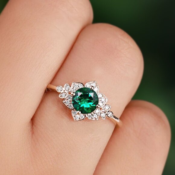 Vintage Style Floral ring - Emerald Green, Art Deco Flower Ring May Birthstone - Picture 4 of 4